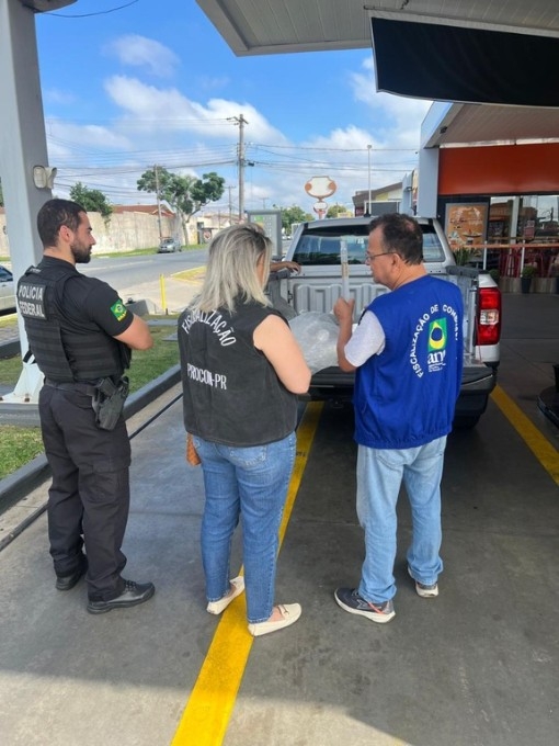 PF faz operação em 11 estados e no DF por preços abusivos de combustíveis