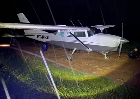 Avião que saiu da Bolívia com 515 kg de cocaína faz pouso forçado e é apreendido no Maranhão