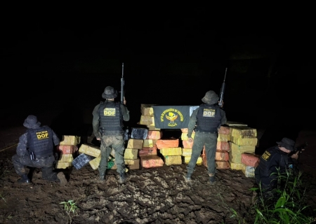 DOF apreende 1,5 tonelada de maconha às margens do Rio Apa em Bela Vista