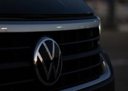 Volkswagen faz recall de quase 100 mil carros elétricos