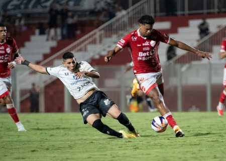 Operário perde invencibilidade no ano para o Vila Nova na Copa Verde