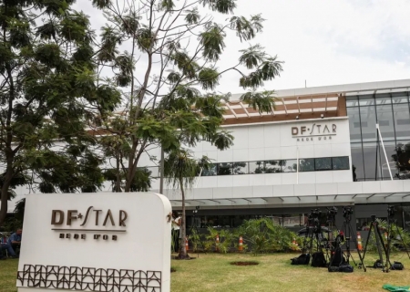 Bolsonaro apresenta melhora clínica após internação por pneumonia, diz hospital