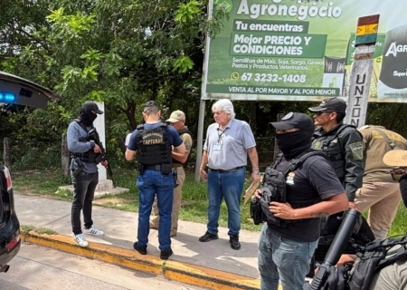 PF recebe na fronteira homem procurado pela Justiça de MS