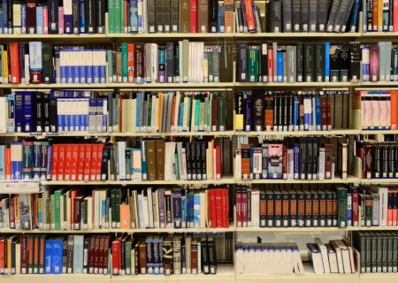 MEC disponibiliza aplicativo gratuito com oito mil livros