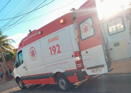 Motociclista fica ferida em acidente no bairro Bela Vista, em Nova Andradina