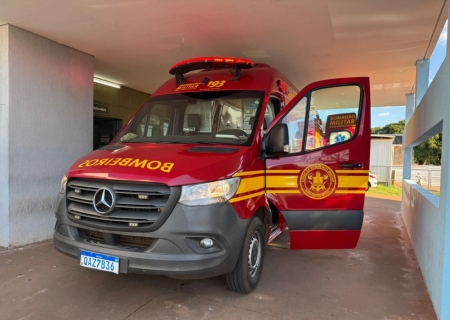 Motorista foge após bater em motociclista e deixar mulher ferida em Nova Andradina