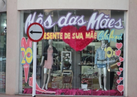 Nova Andradina entra na rota do Dia das Mães, que deve movimentar R$ 452,6 milhões em MS