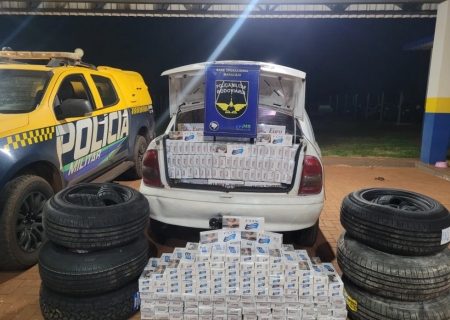 Carro é apreendido com cigarros e pneus contrabandeados em Maracaju