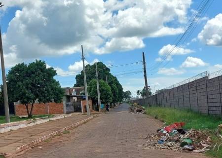 Vereadores propõem canal de denúncias e incentivos para combater descarte irregular