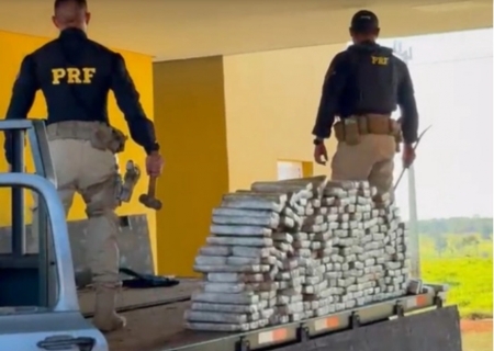 Veículo com mais de 300 kg de maconha é apreendido pela PRF em Ivinhema