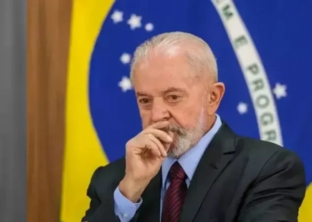 Lula acena com nova indicação ao STF após viagem aos EUA