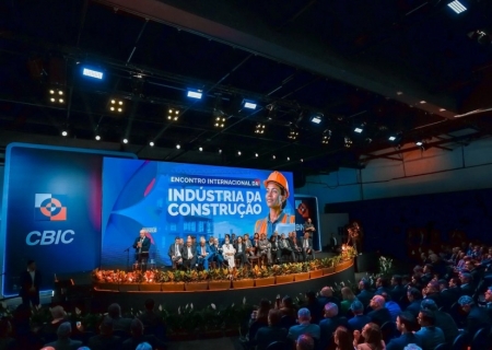 Lula cobra estudo da Caixa após baixa procura por programa de reforma de moradias
