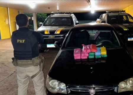 Mulher é flagrada com drogas no tanque de combustível de veículo em Ponta Porã