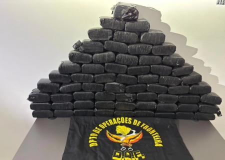 Casal é preso com mais de 70 kg de skunk em Bataguassu