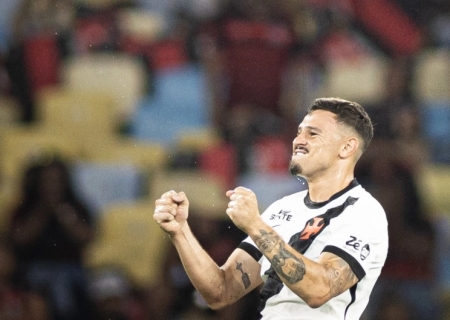 Flamengo cede empate ao Vasco nos acréscimos em clássico no Maracanã