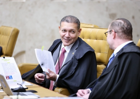 Nunes Marques é sorteado relator de pedido de revisão criminal de Bolsonaro