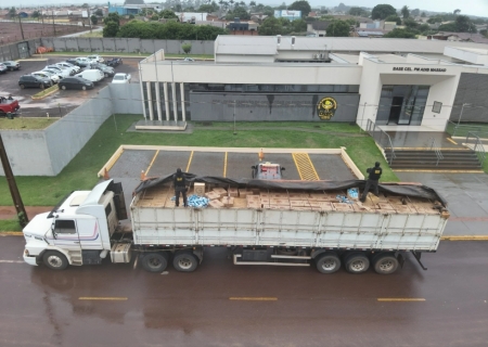 Motorista é preso com carga milionária de cigarros na MS-276