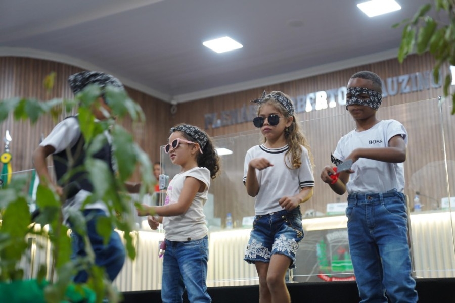 Desfile ecológico e apresentações culturais marcam encerramento da Semana do Meio Ambiente em Batayporã