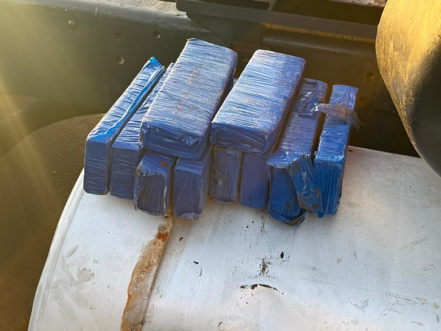 Força Tática e PRF apreendem carregamento de maconha escondido em carreta na entrada de Batayporã