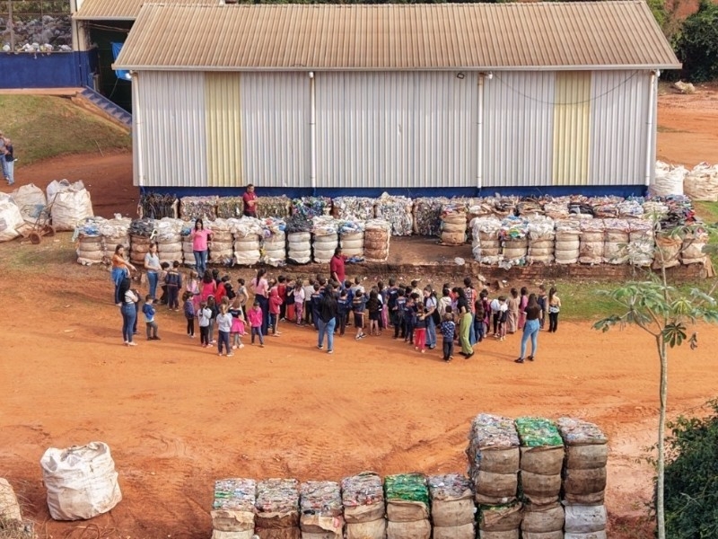 Estudantes são premiados em projeto ambiental em Ivinhema