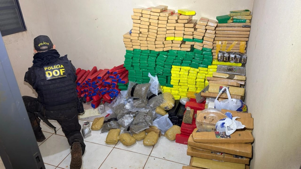 DOF localiza entreposto de drogas em Ponta Porã e apreende quase uma tonelada de entorpecentes
