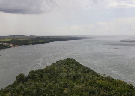 Estudo científico pode avaliar impactos ambientais no Rio Paraná em MS