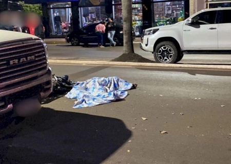Motociclista morre após colisão com caminhão em Deodápolis