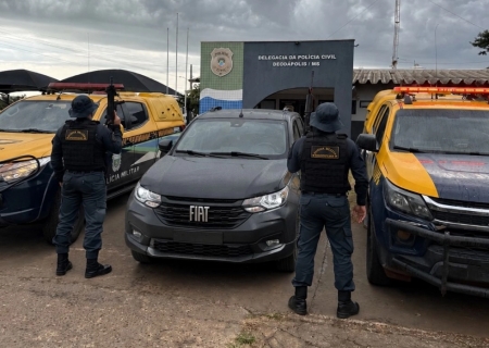 Ação conjunta da PMR de Angélica e Batayporã recupera picape furtada