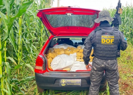 Traficante abandona carro com mais de 600 kg de maconha em Maracaju