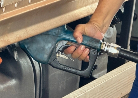 Com tratativas de EUA x Irã, governo acaba com subsídios ao diesel