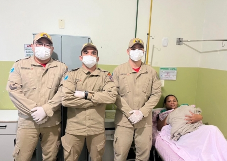 Bombeiros realizam parto de emergência dentro de viatura e garantem nascimento de bebê em Ivinhema