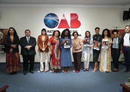 Protagonismo de mulheres negras é celebrado em noite de homenagens