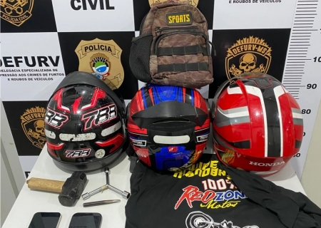 DEFURV prende dupla e recupera três motos furtadas em Campo Grande