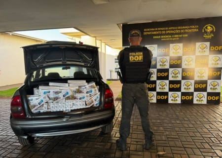 DOF intercepta carro com 750 pacotes de cigarros contrabandeados em Ponta Porã