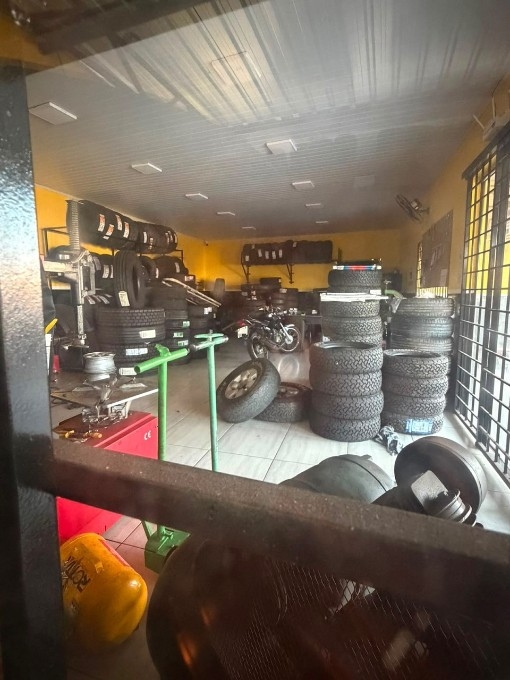 PF mira esquema de contrabando de cigarros e pneus em Campo Grande