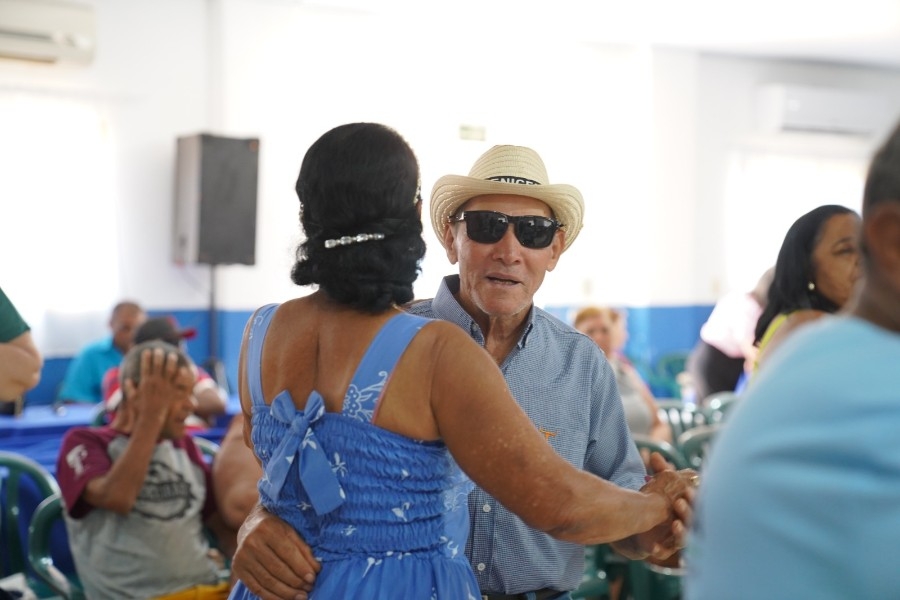 Conviver celebra Dia dos Pais com tarde de homenagens, alegria e confraternização