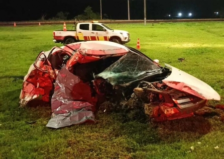 Motorista morre após perder controle de carro em rotatória de Dourados