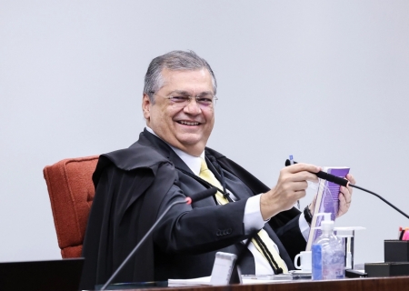 Dino determina que emendas indicadas por dirigentes partidários são nulas