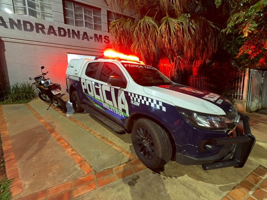 Dupla é presa com cocaína e R$ 1,4 mil em Nova Andradina