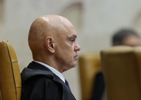 Julgamento sobre futuro de Moraes pode ficar parado no STF até dezembro