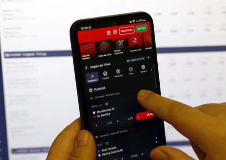 Bets passam a ser proibidas no país e apostador receberá saldo