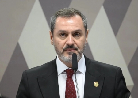 Dino determina reintegração de diretor-geral da PF, Andrei Rodrigues