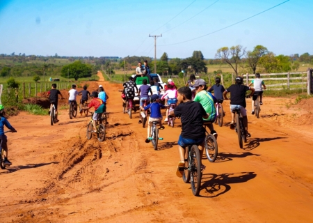 Esporte e educação ambiental mobilizam estudantes no 2º Pedal Ecológico do Cerrado