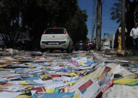 TSE proíbe propaganda e uso de adesivos de candidatos em carros de aplicativos nas eleições