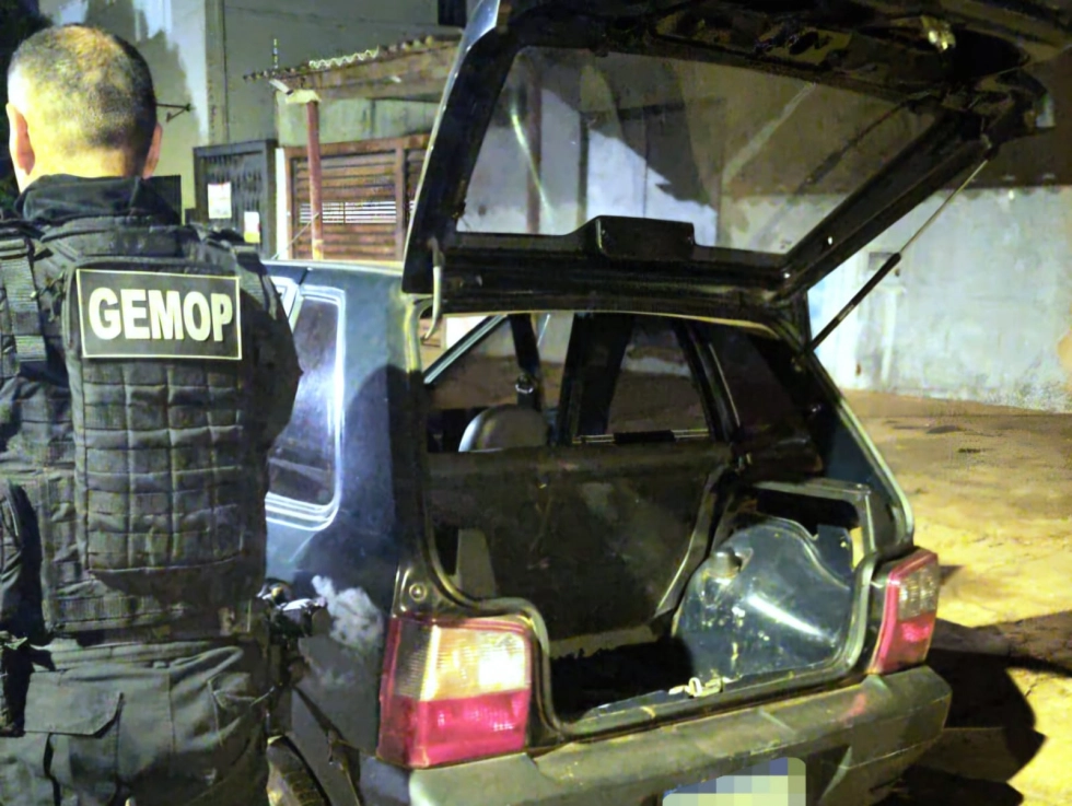 Adolescente é flagrado dirigindo Fiat Uno com registro de roubo ou furto em Campo Grande
