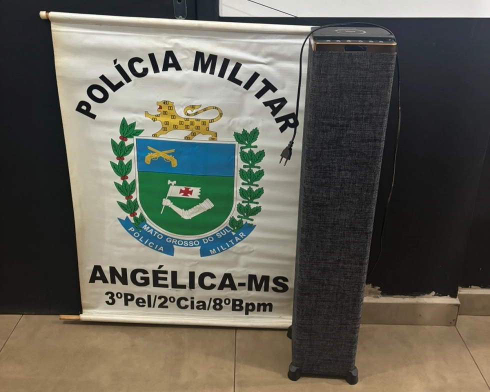 Homem é levado à delegacia após aumentar som e resistir à abordagem policial em Angélica