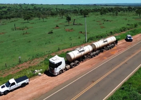 Bitrem roubado no Paraná é encontrado sem carga de combustível na MS-395
