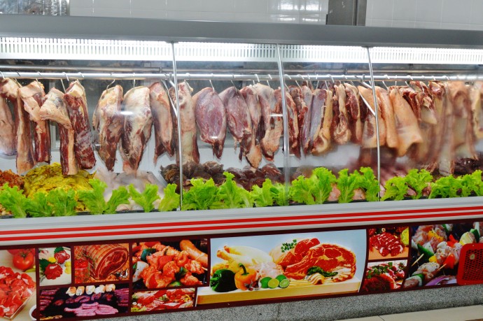 Carnes frescas, com qualidade e &oacute;timos pre&ccedil;os - Foto: Jos&eacute; Ant&ocirc;nio de Andrade/Jornal da Nova