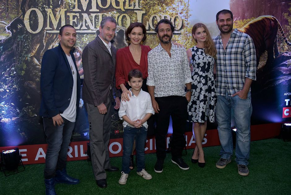 Os dubladores do filme, reunidos na pr&eacute;-estreia no Rio de Janeiro - Foto: Divulga&ccedil;&atilde;o/Facebook