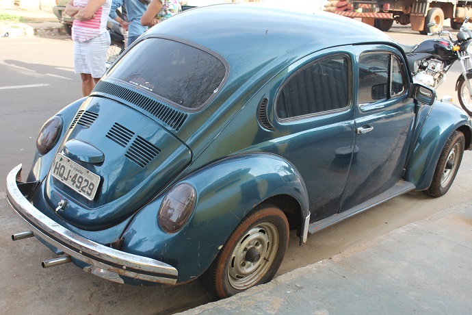 Ve&iacute;culo que atropelou a mulher - Foto: Jornal da Nova